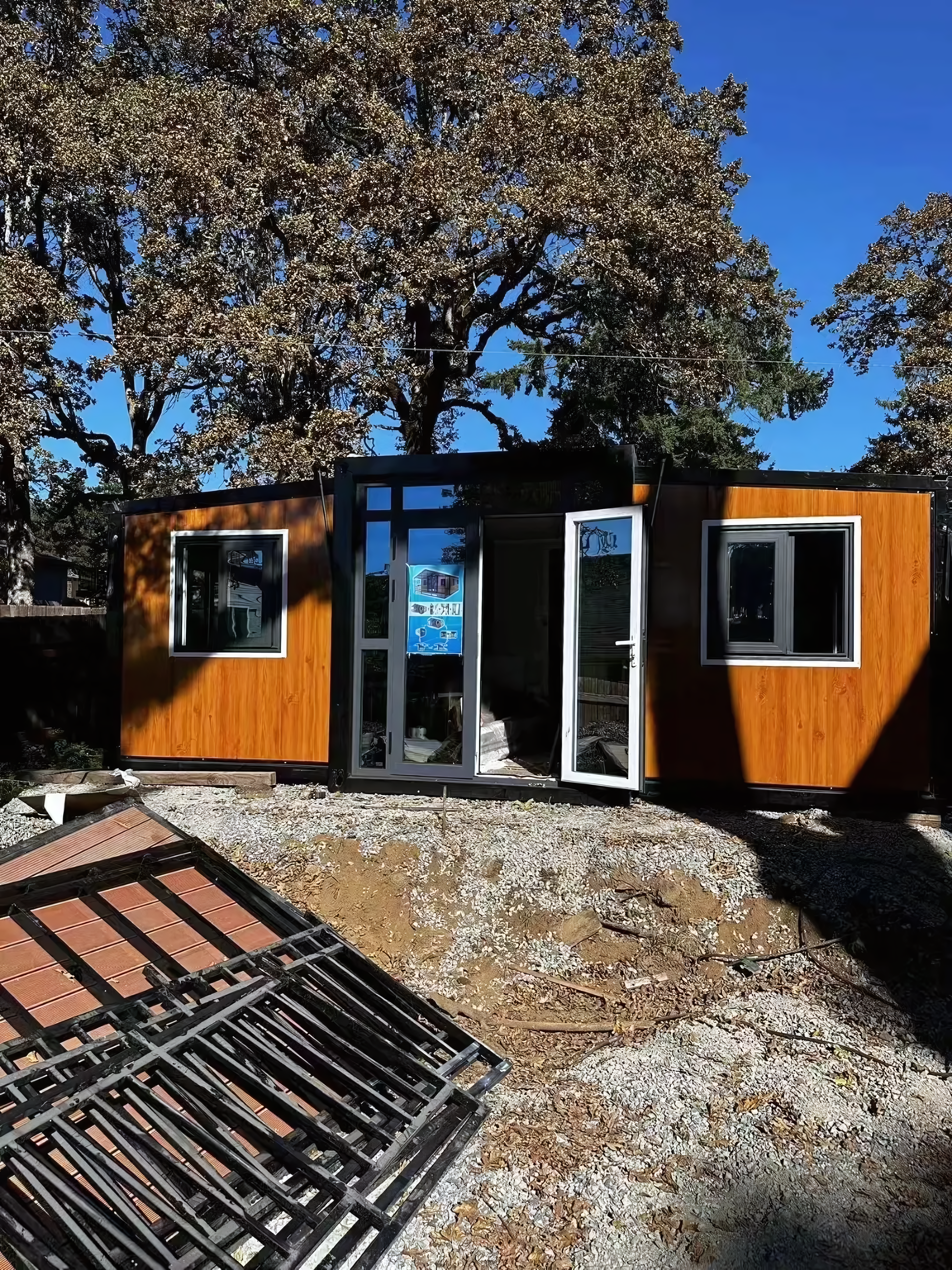 Beautifully Designed Expendable Villa for Comfortable Living